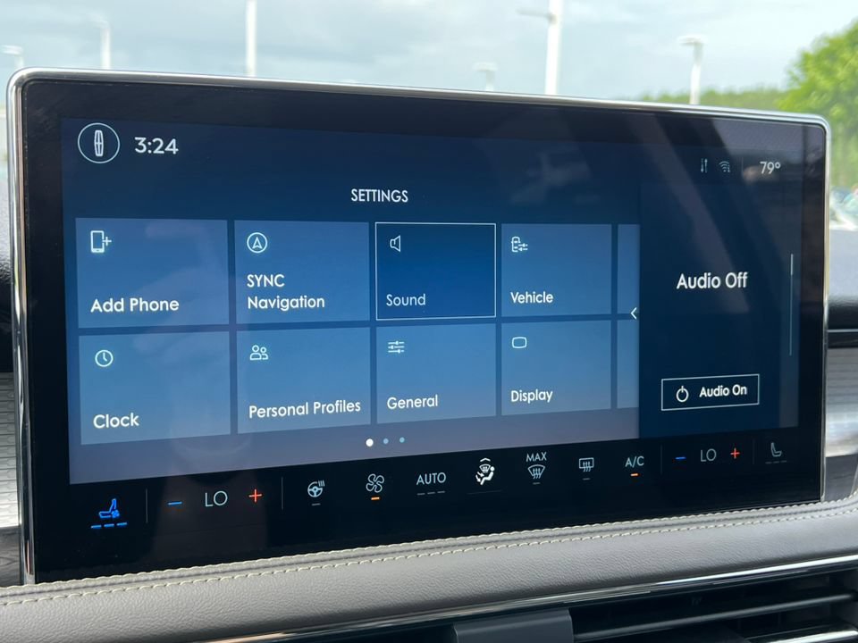Used 2023 Lincoln Corsair AWD w/ Equipment Group 101A image 21
