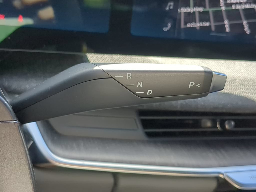 Used 2024 Lucid Air Pure RWD image 25