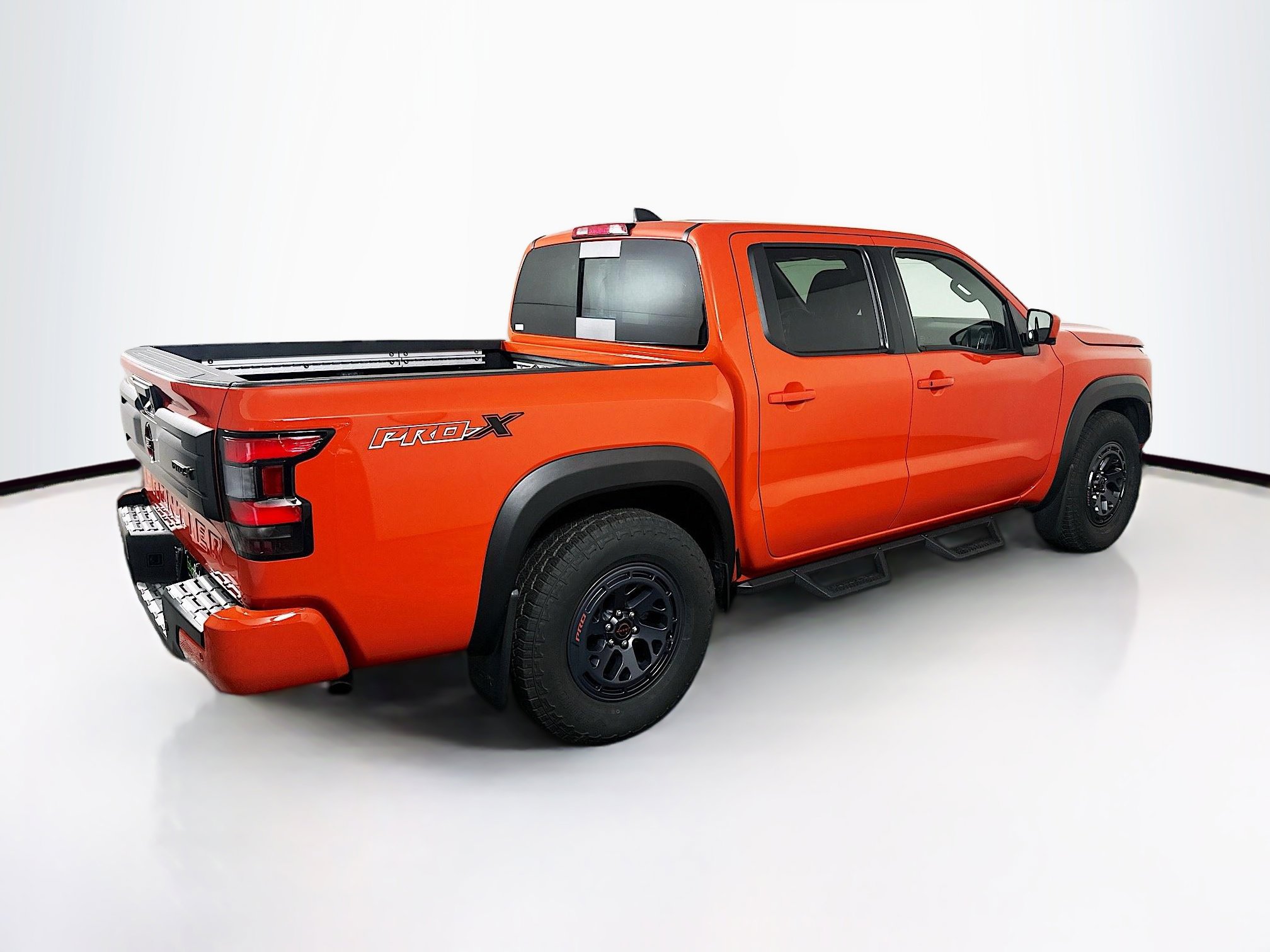 Used 2025 Nissan Frontier Pro-X w/ Pro Convenience Package image 9