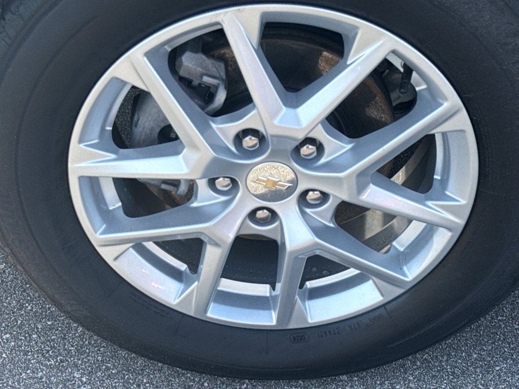 Used 2024 Chevrolet Equinox LT AWD/4WD image 9