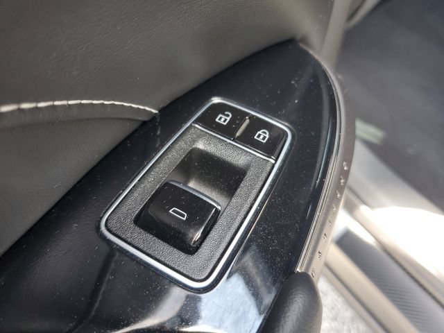 Used 2024 Cadillac Lyriq Tech AWD/4WD image 16