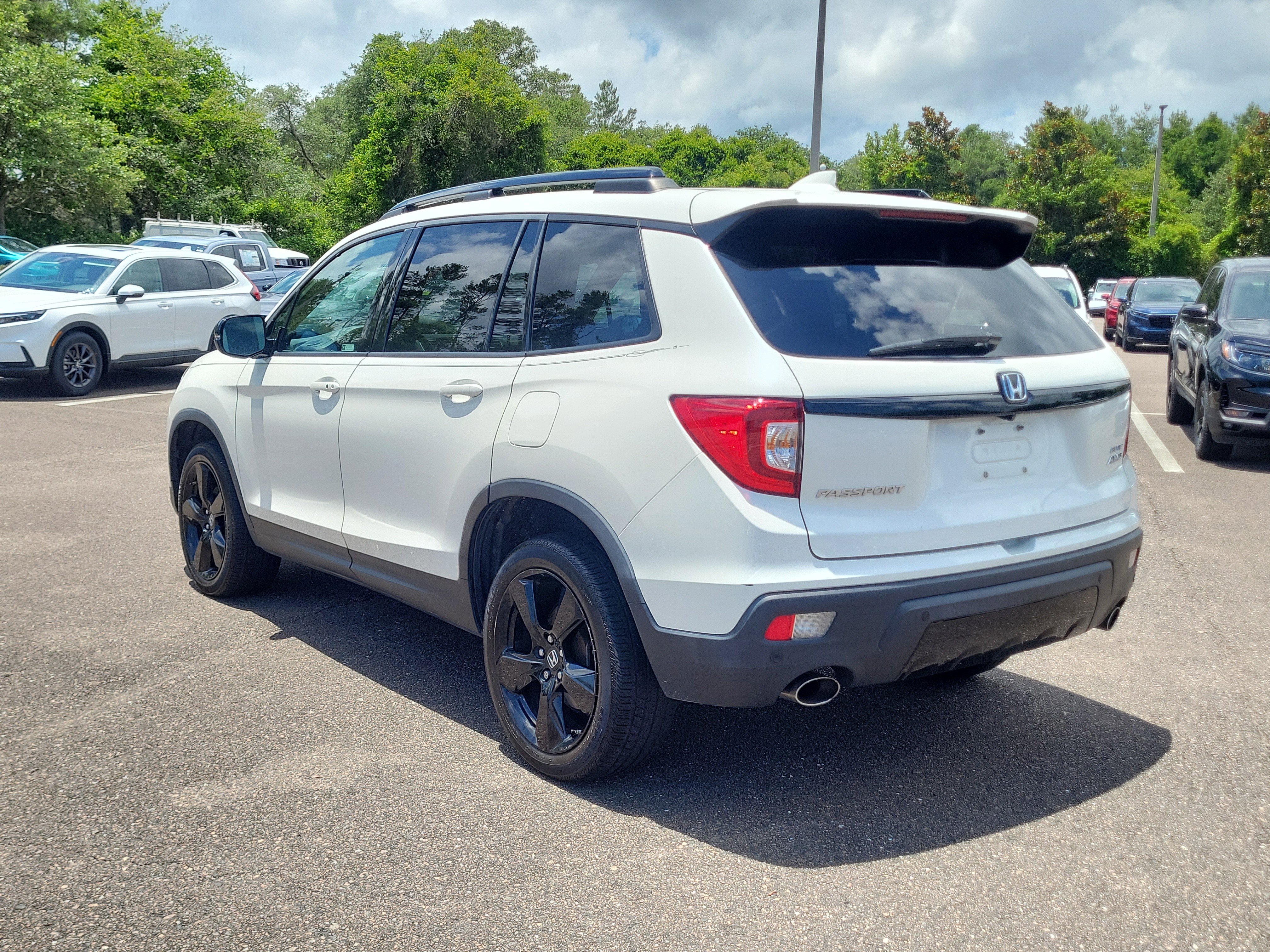 Used 2019 Honda Passport Elite image 3