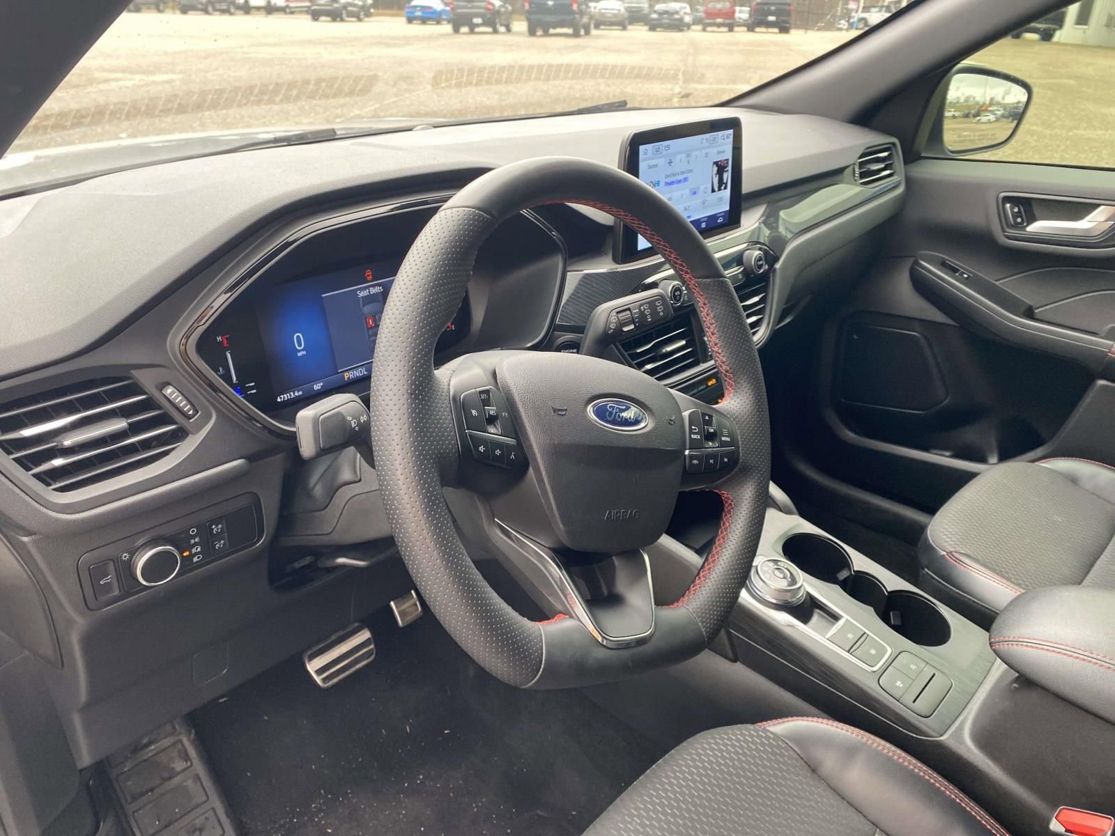 Used 2023 Ford Escape ST-Line image 17