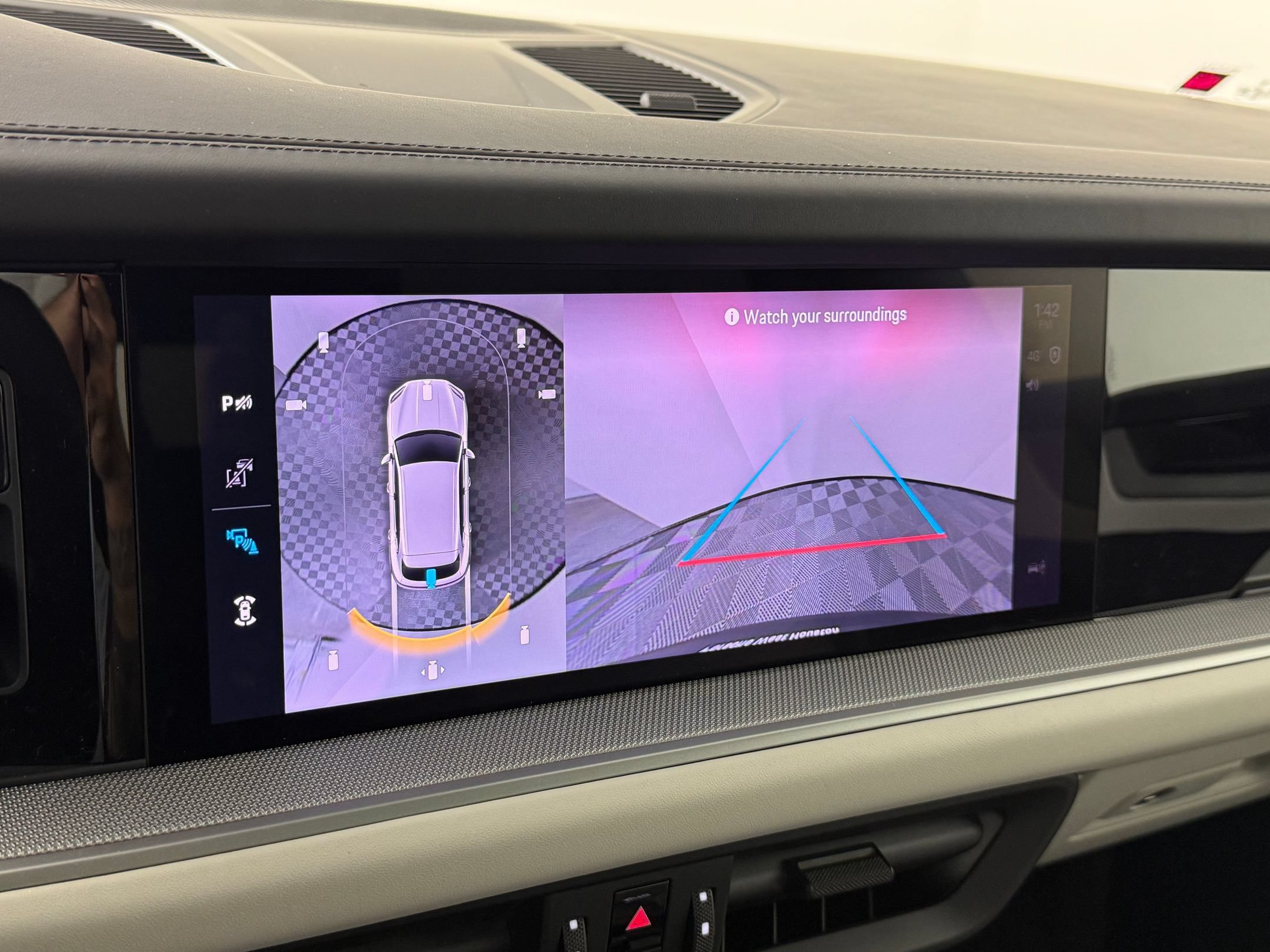 Certified 2026 Porsche Cayenne AWD/4WD image 20