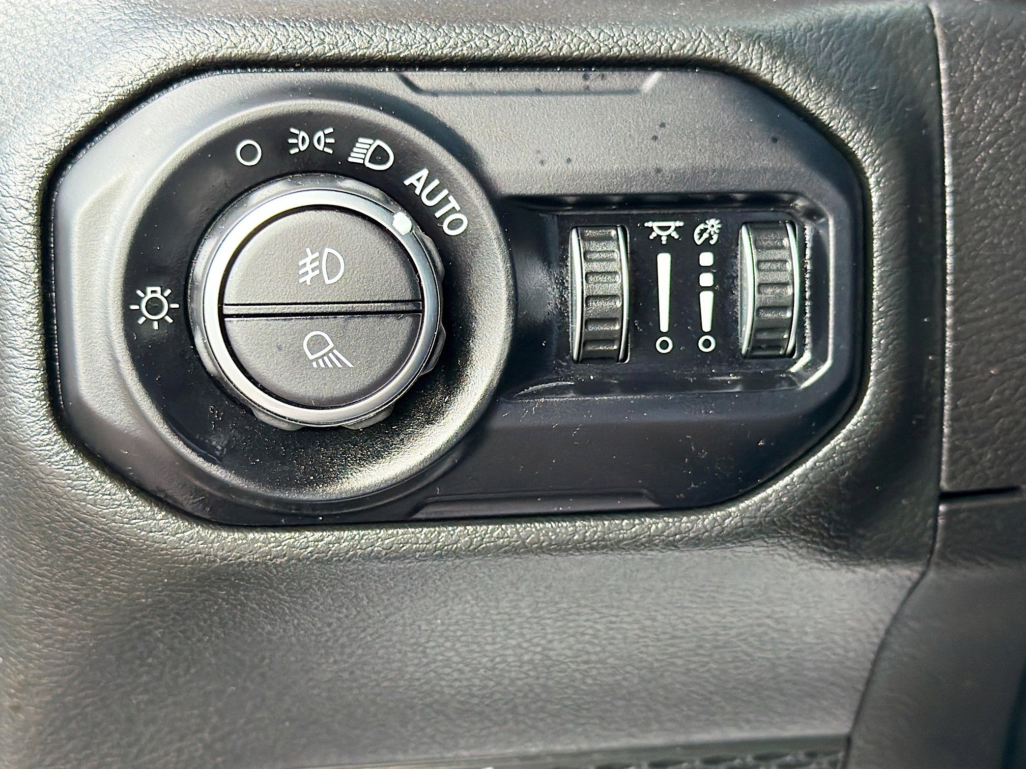 Used 2022 Jeep Gladiator Mojave image 34