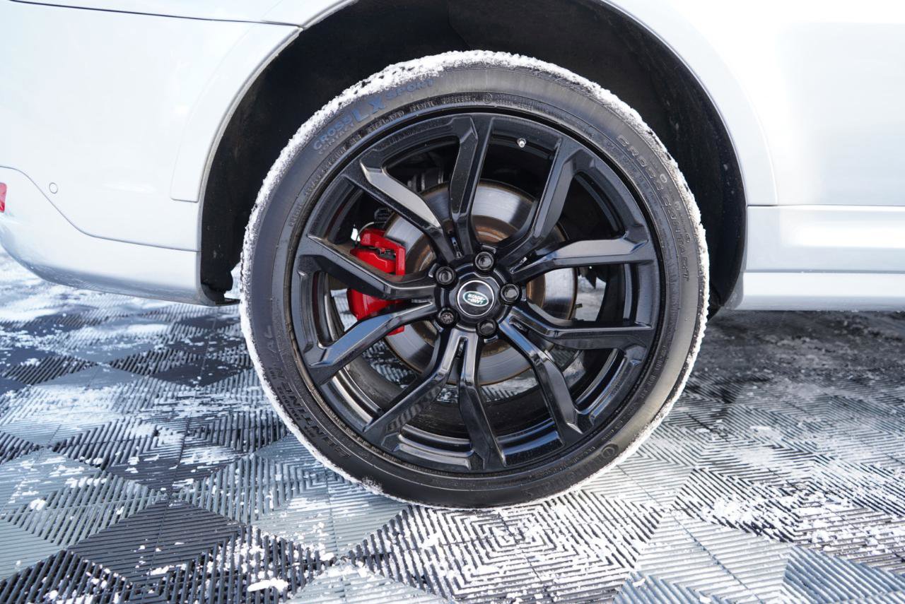 Used 2019 Land Rover Range Rover Sport SVR image 25