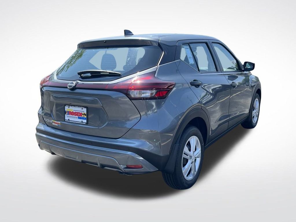 New 2025 Nissan Kicks Play S image 5