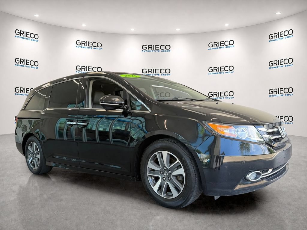 Used 2015 Honda Odyssey Touring image 1