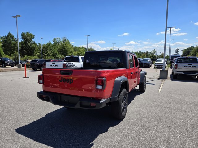 New 2025 Jeep Gladiator Sport image 6