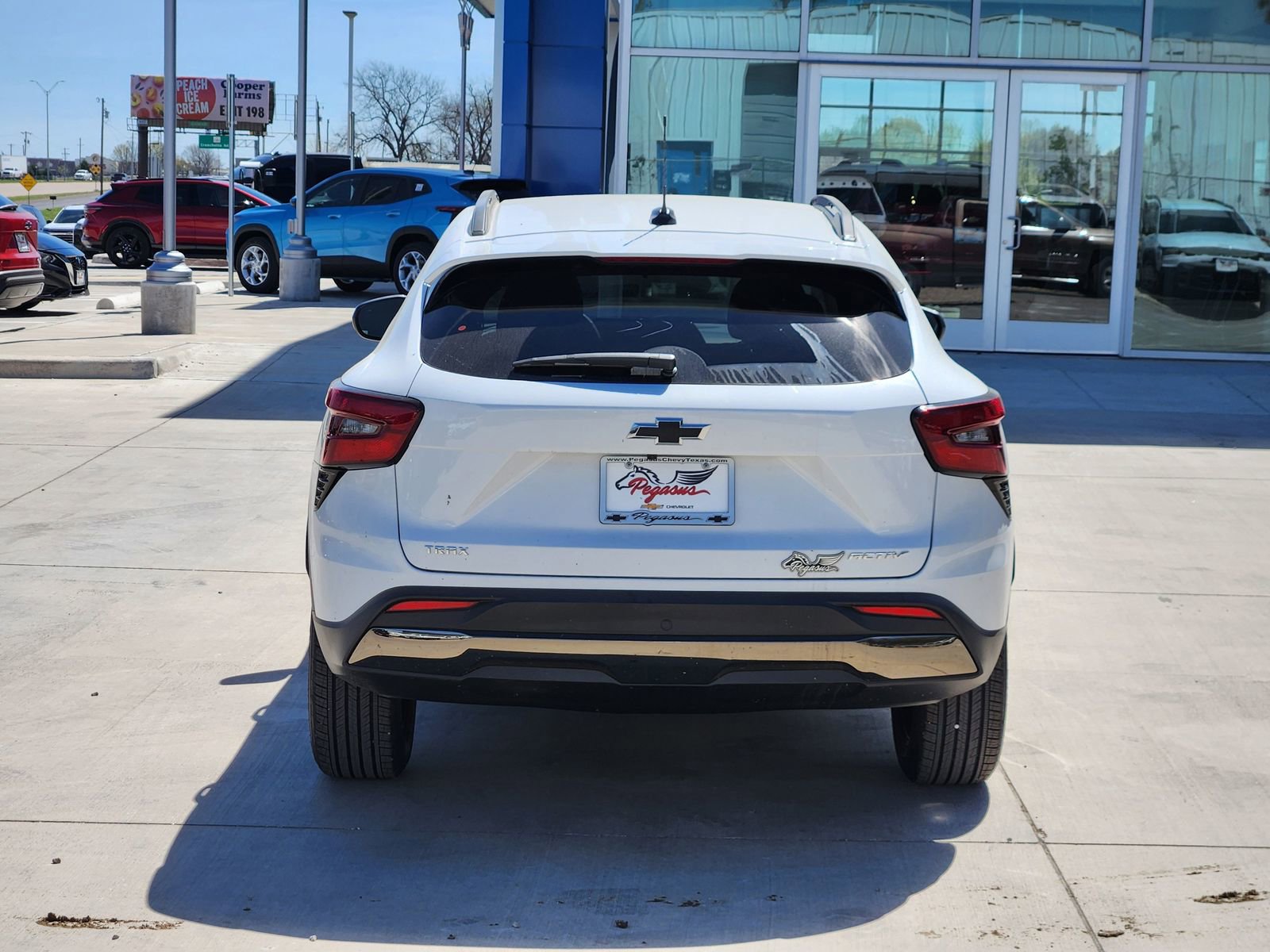 New 2026 Chevrolet Trax ACTIV w/ Driver Confidence Package image 9