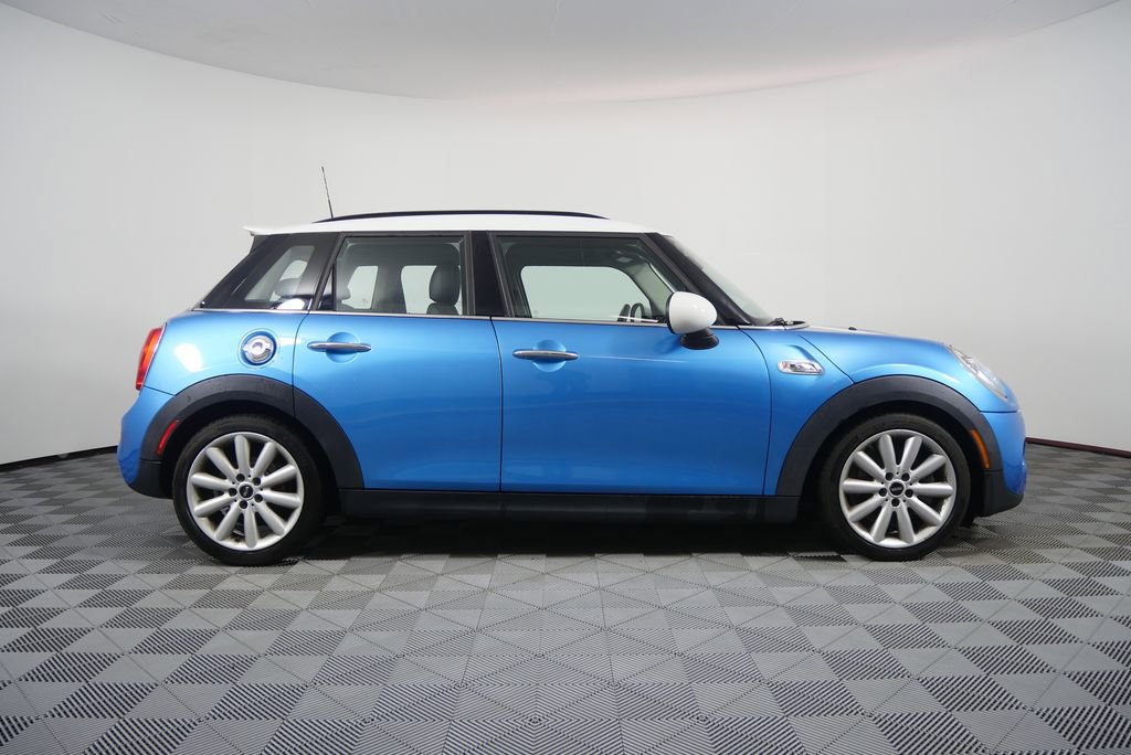 Used 2016 MINI Cooper S image 2