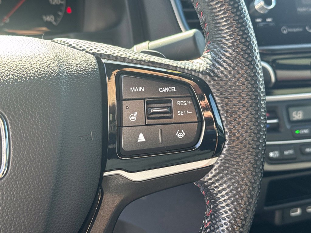 Certified 2024 Honda Ridgeline Black Edition image 17