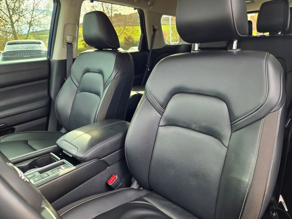 Used 2023 Nissan Pathfinder SL image 20
