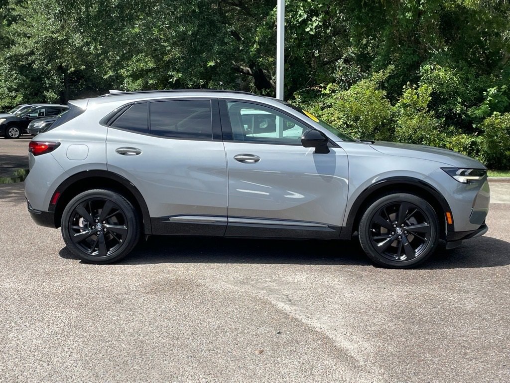 Used 2023 Buick Envision Preferred image 2