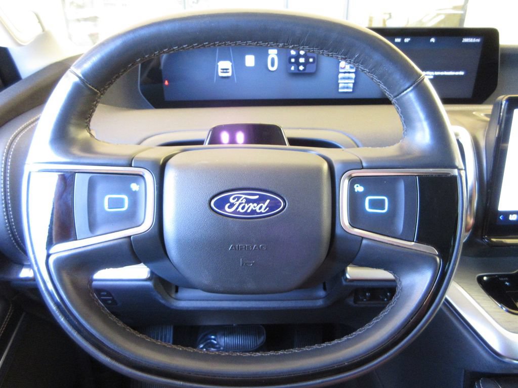 Certified 2025 Ford Expedition Max Platinum AWD/4WD image 14