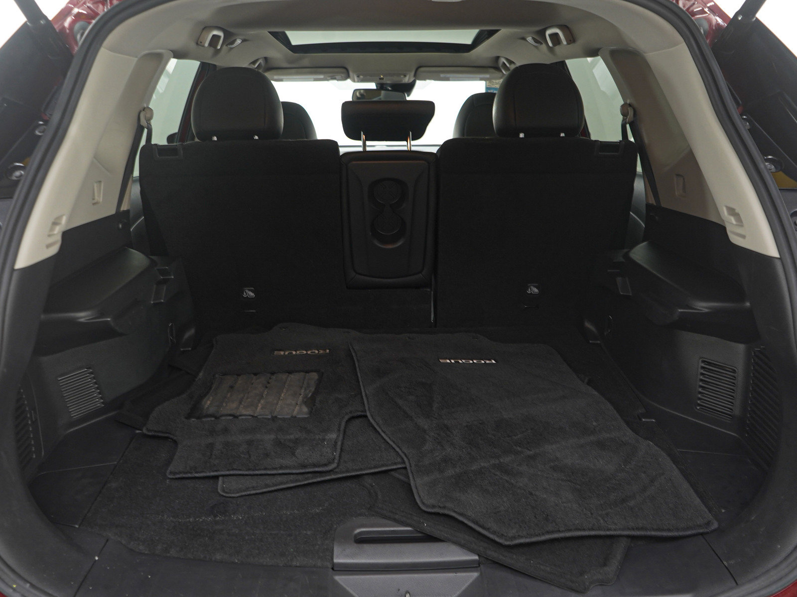 Used 2020 Nissan Rogue SL w/ Premium Package image 9