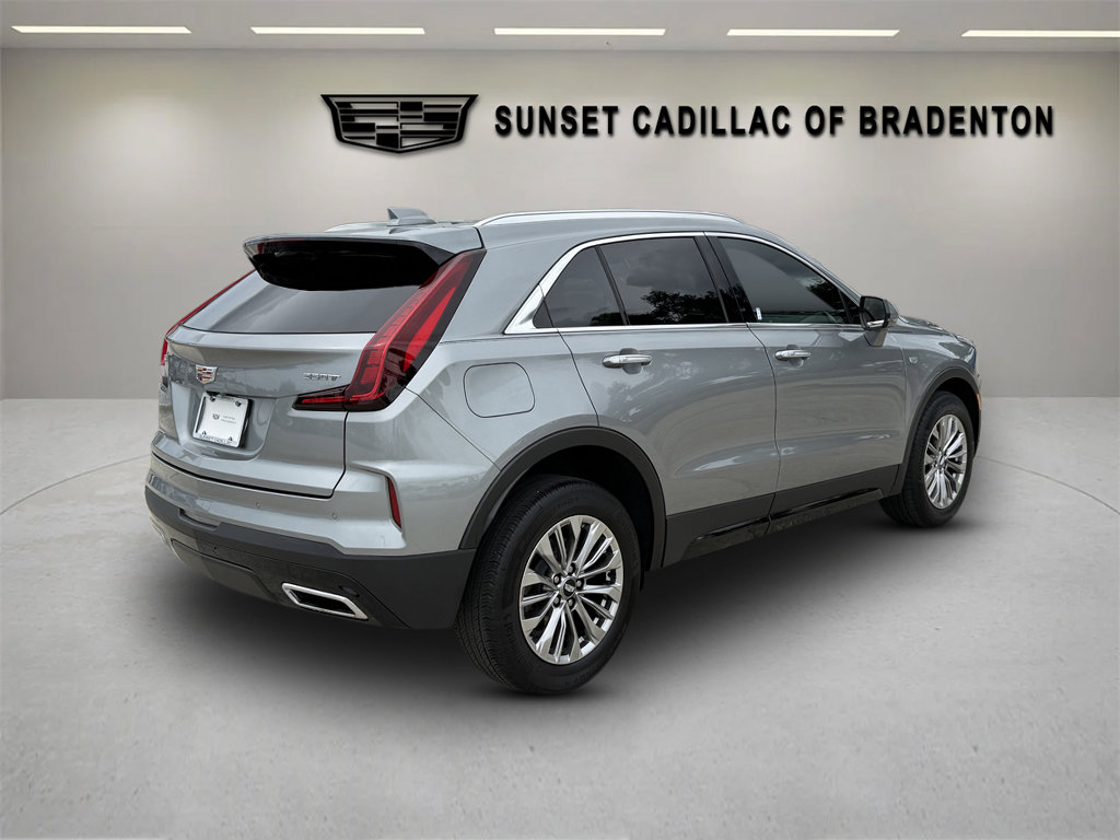 Certified 2024 Cadillac XT4 Premium Luxury FWD image 3