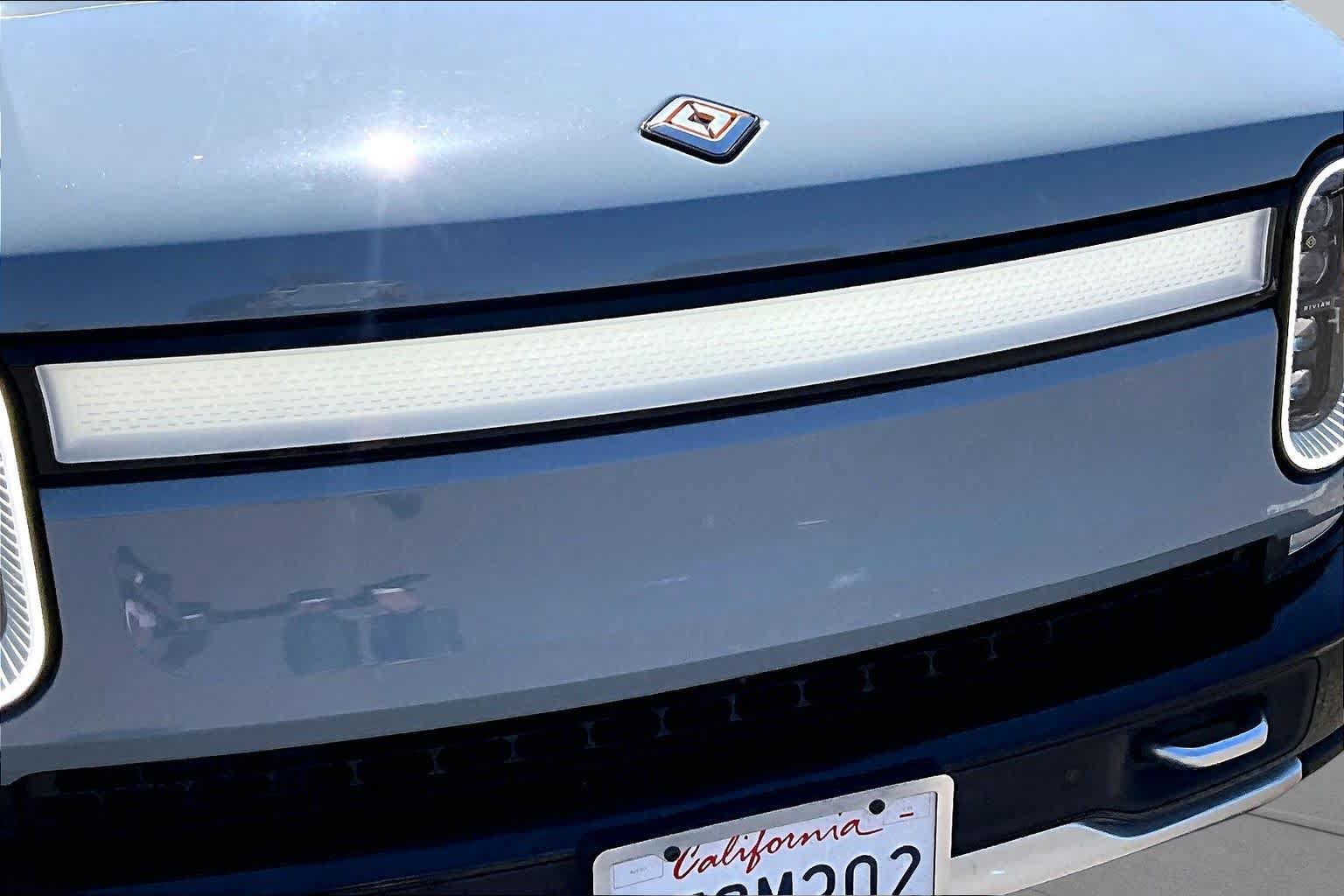 Used 2023 Rivian R1S Adventure AWD/4WD image 29