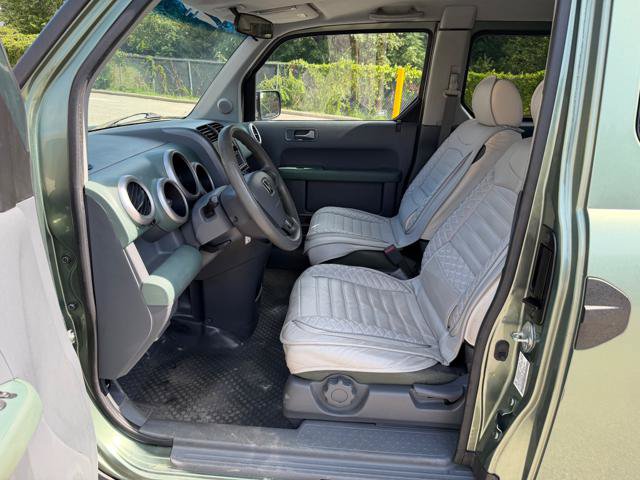 Used 2005 Honda Element LX image 17