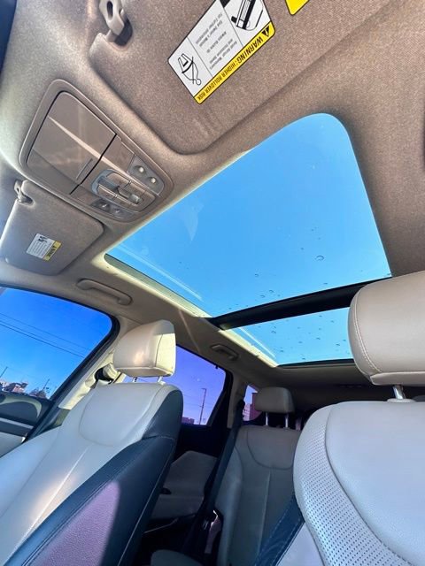 Used 2020 Hyundai Santa Fe Limited image 32