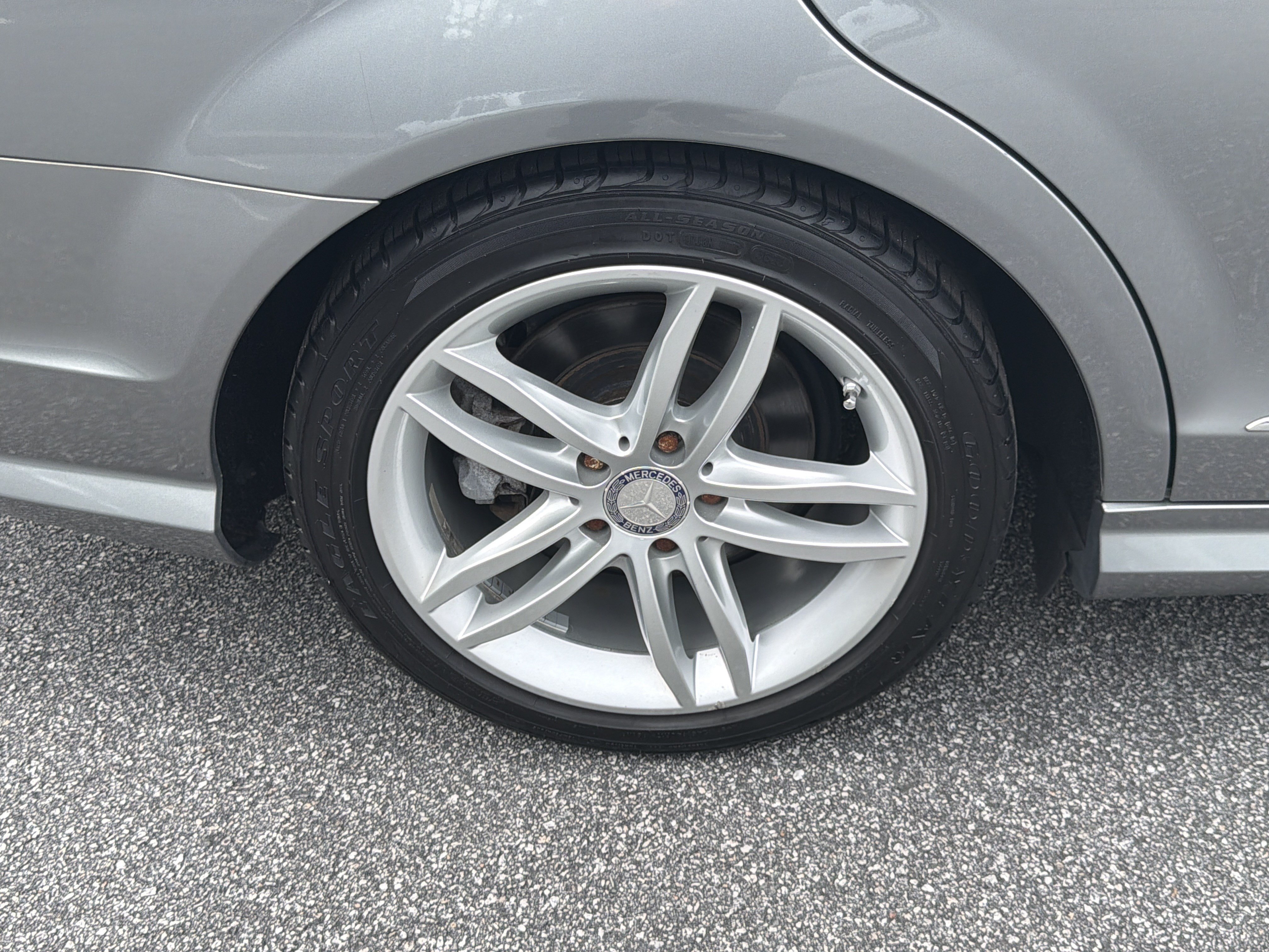 Used 2012 Mercedes-Benz C 300 4MATIC Sedan image 28