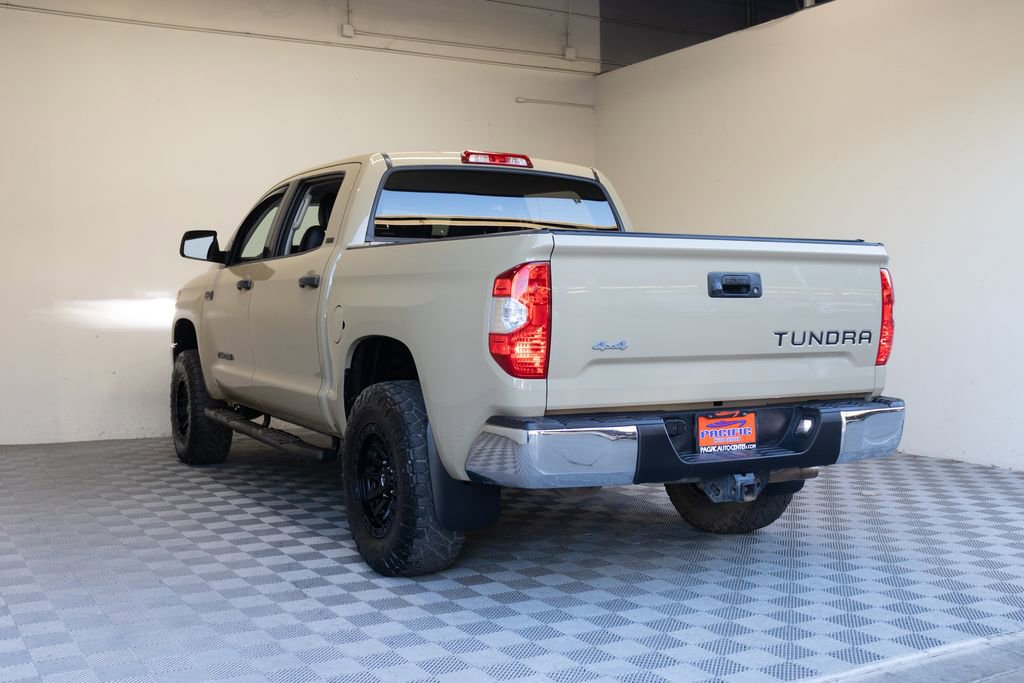 Used 2018 Toyota Tundra SR5 w/ TRD Off Road Package AWD/4WD image 15
