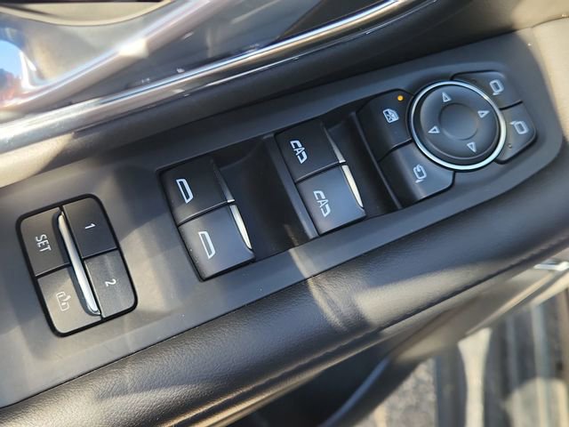Certified 2024 Chevrolet Suburban High Country AWD/4WD image 23