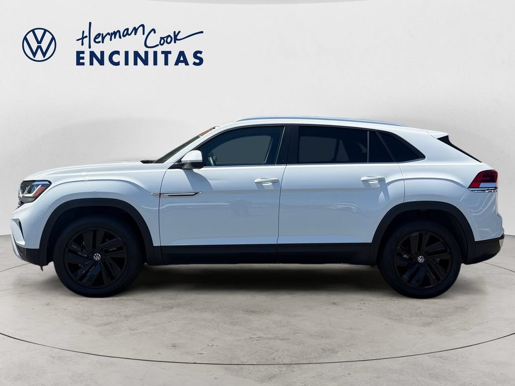 Certified 2023 Volkswagen Atlas Cross Sport SE w/ Black Wheel Package AWD/4WD image 2