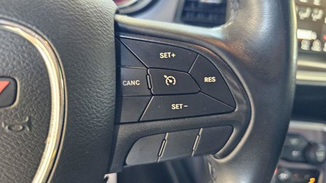 Used 2019 Dodge Challenger SXT RWD image 39