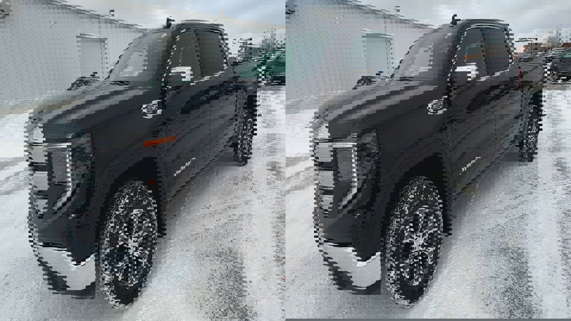 New 2026 GMC Sierra 1500 SLE image 4