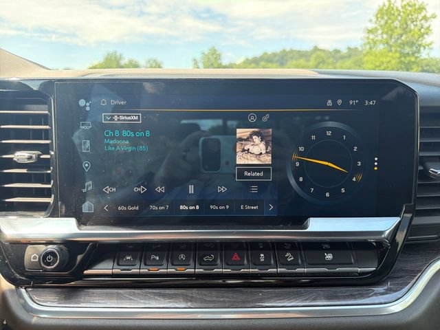 Used 2024 Chevrolet Silverado 1500 LTZ w/ LTZ Premium Package AWD/4WD image 19