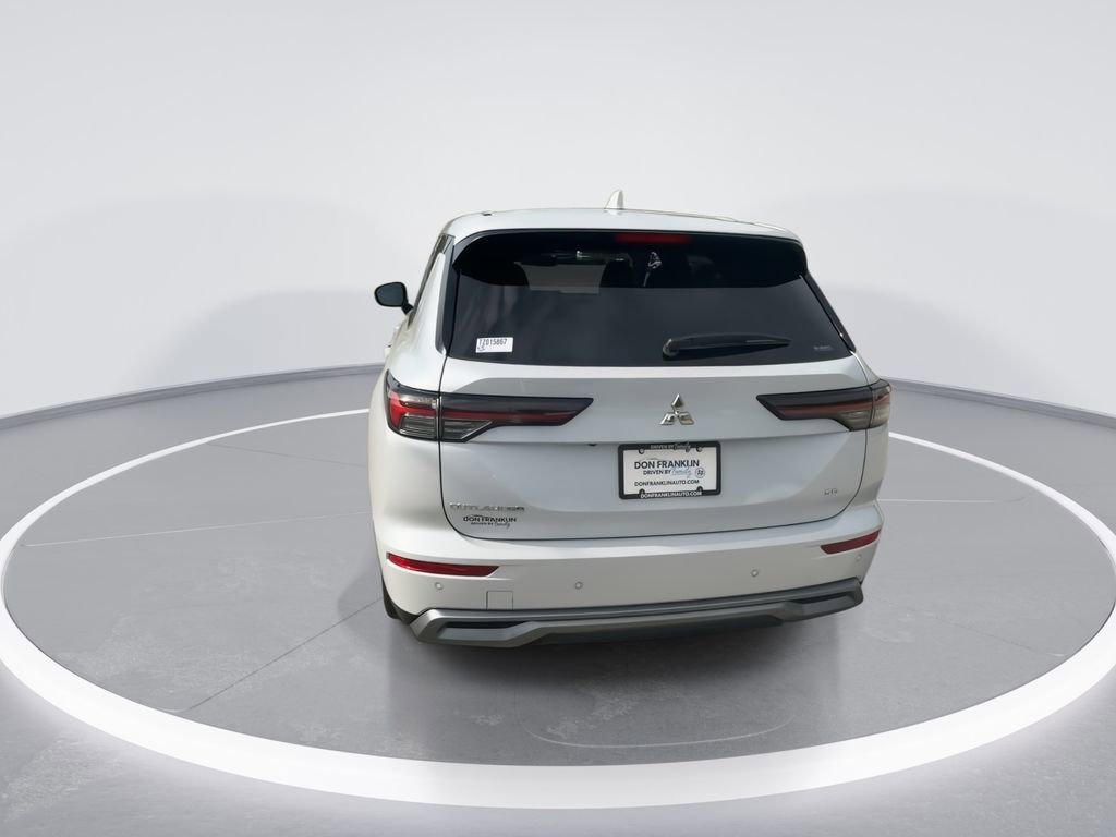 New 2026 Mitsubishi Outlander SE AWD/4WD image 7