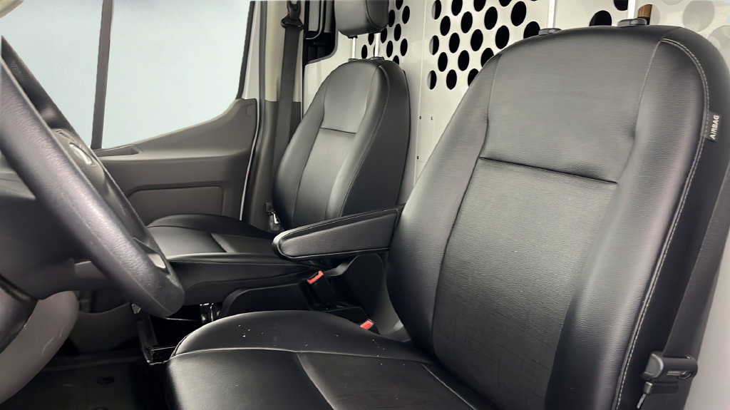 Used 2024 Ford Transit 250 148 Medium Roof Extended AWD w/ Load Area Protection Package image 30