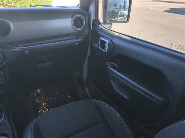 Used 2023 Jeep Wrangler Sport image 17