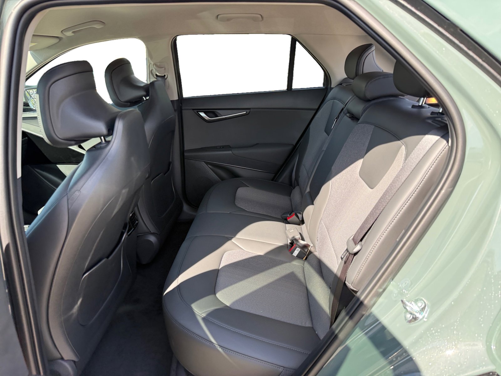 New 2026 Kia Niro Wind FWD image 16