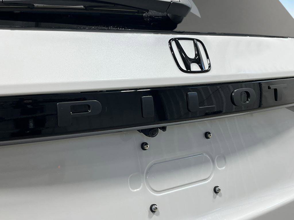 New 2026 Honda Pilot image 9