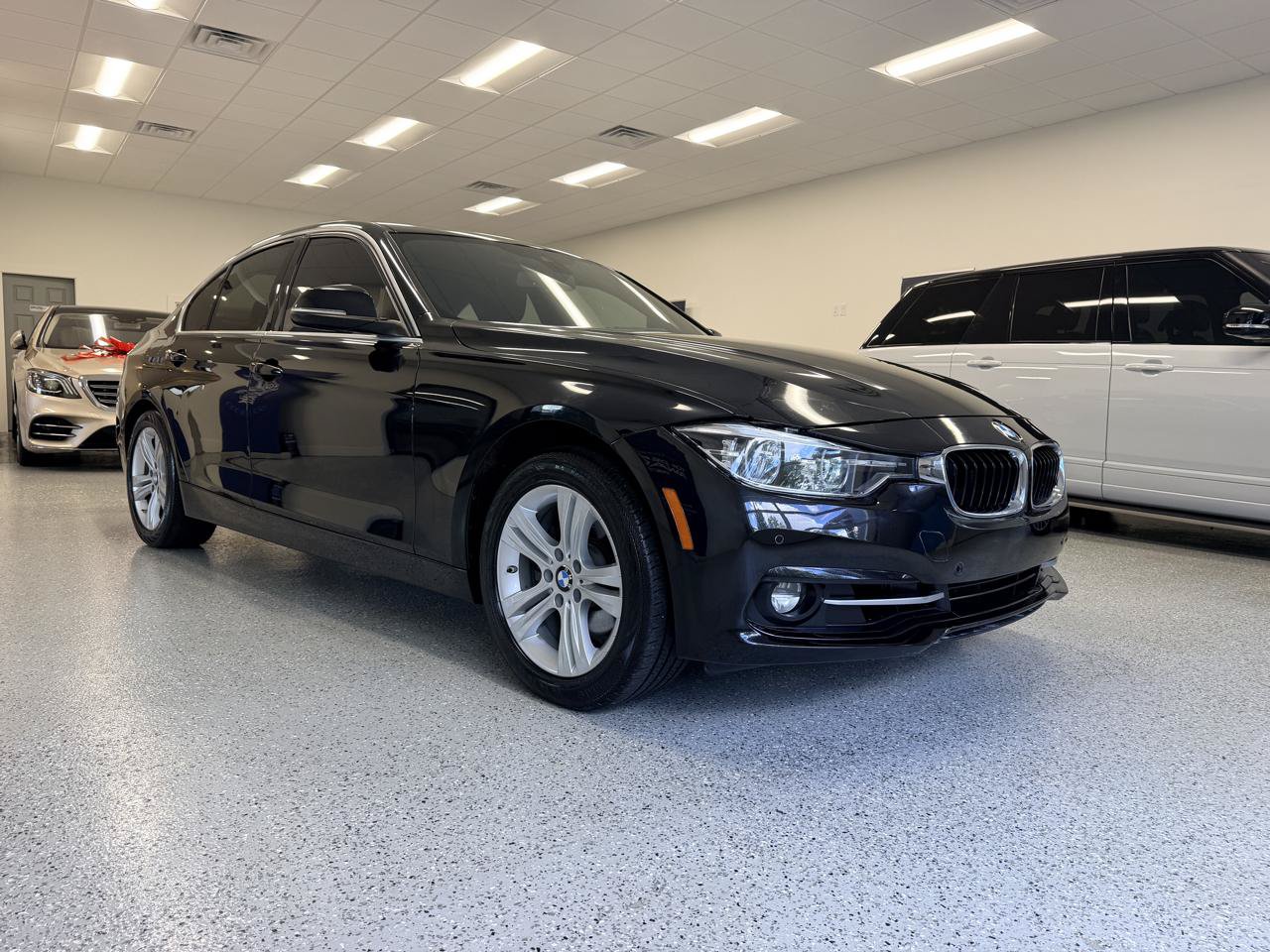 Used 2018 BMW 330i Sedan RWD image 10
