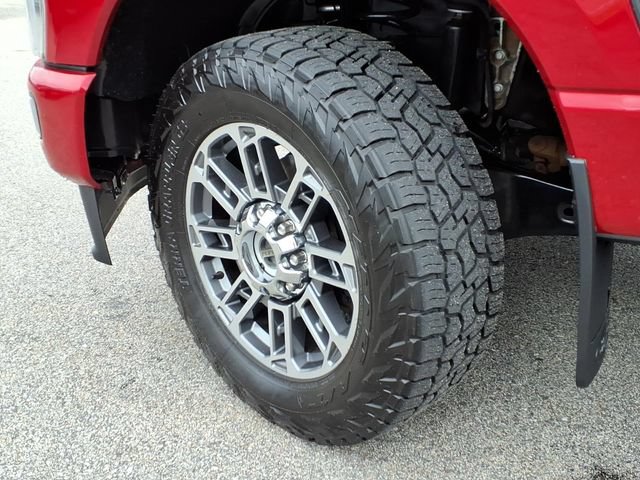 Used 2024 Ford F350 Limited w/ FX4 Off-Road Package AWD/4WD image 8
