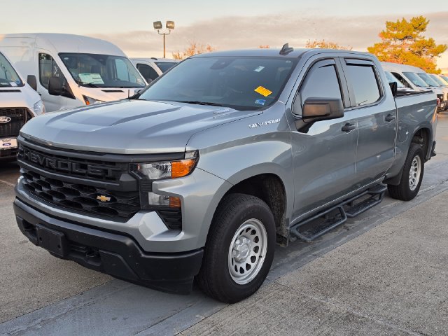 Used 2025 Chevrolet Silverado 1500 W/T AWD/4WD image 5