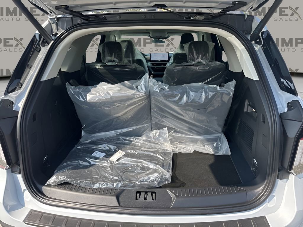 Used 2026 Ford Explorer Active image 27