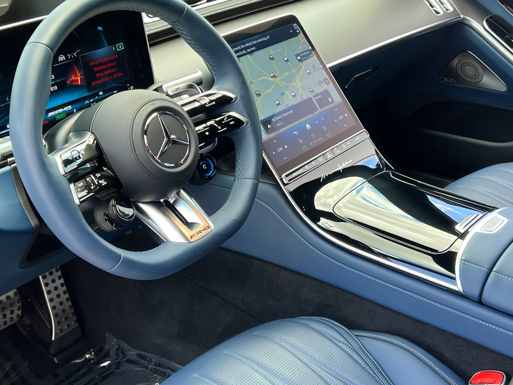 Used 2025 Mercedes-Benz S 63 AMG S image 2