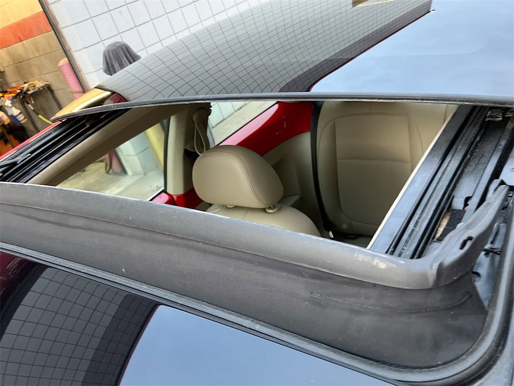 Used 2019 Volkswagen Beetle 2.0T SE image 21