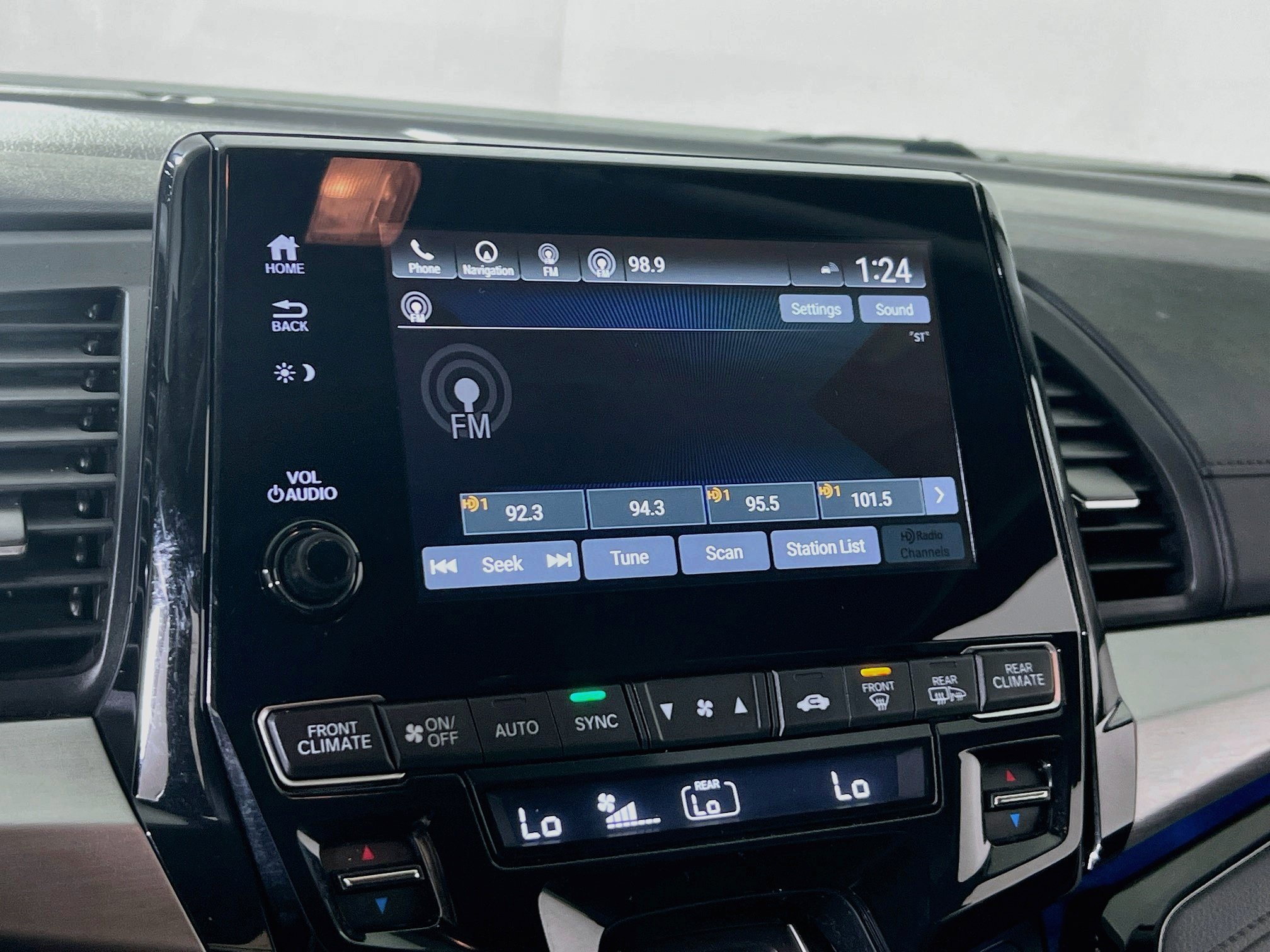 Used 2021 Honda Odyssey Touring image 15