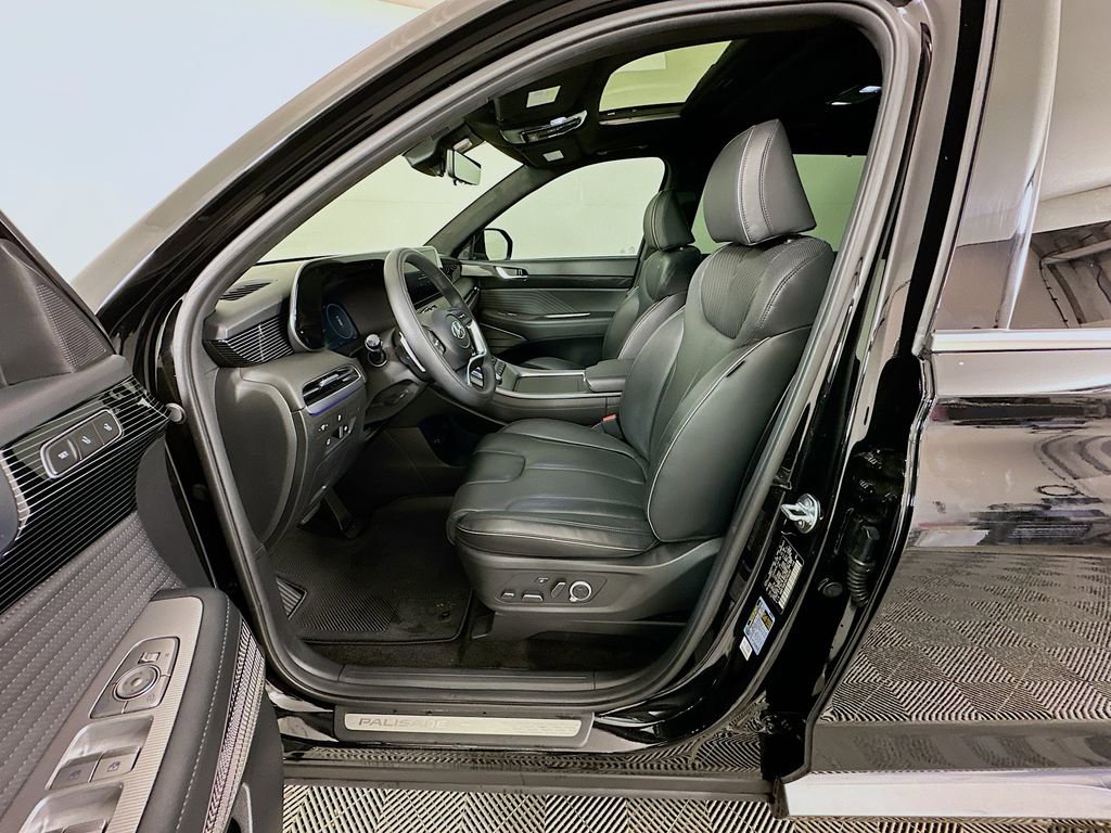 Used 2024 Hyundai Palisade Calligraphy FWD image 22