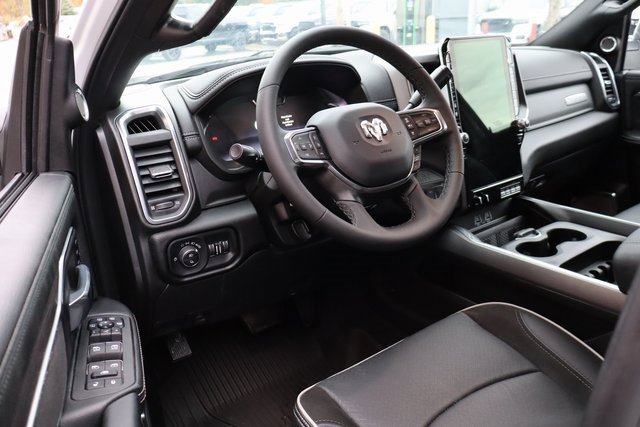 Used 2025 RAM 3500 Laramie image 15