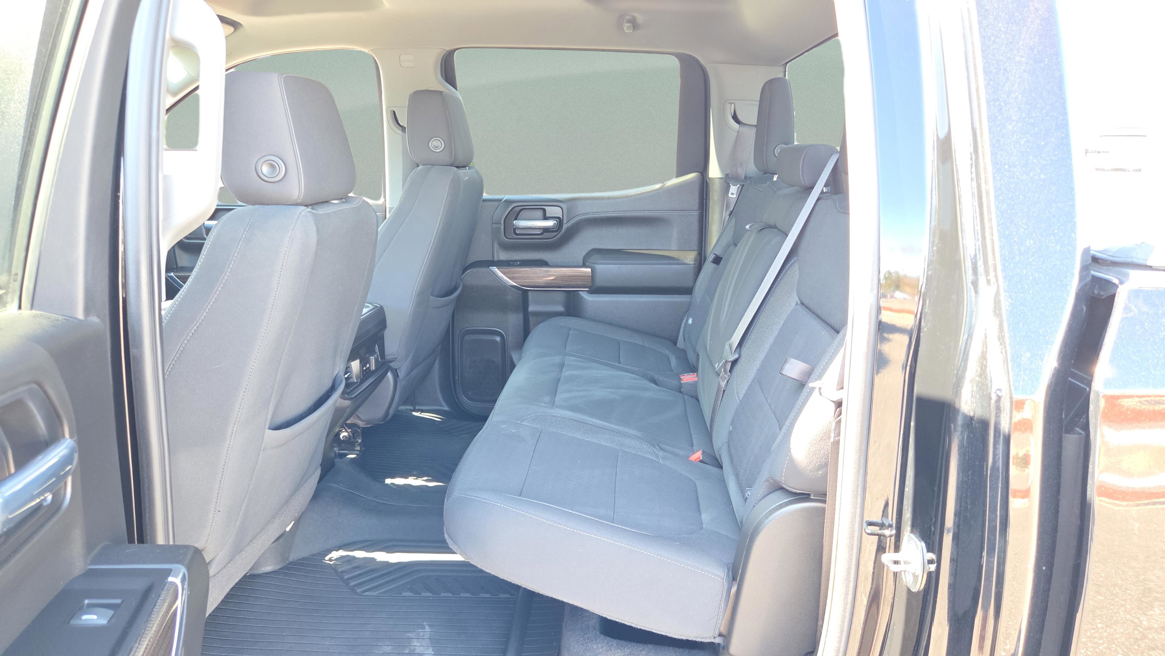 Used 2021 Chevrolet Silverado 1500 LT Trail Boss w/ Bed Protection Package image 11