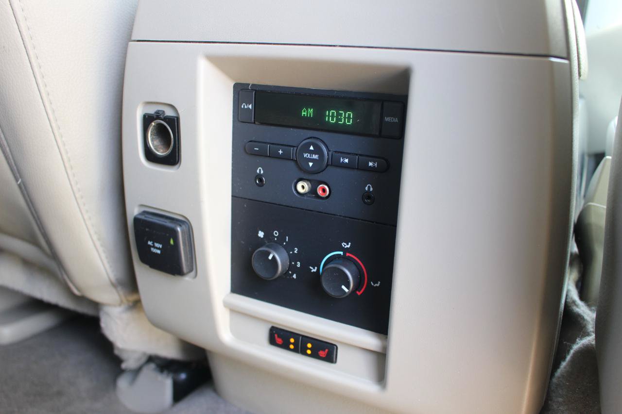 Used 2014 Ford Expedition Limited w/ Equipment Group 301A AWD/4WD image 40