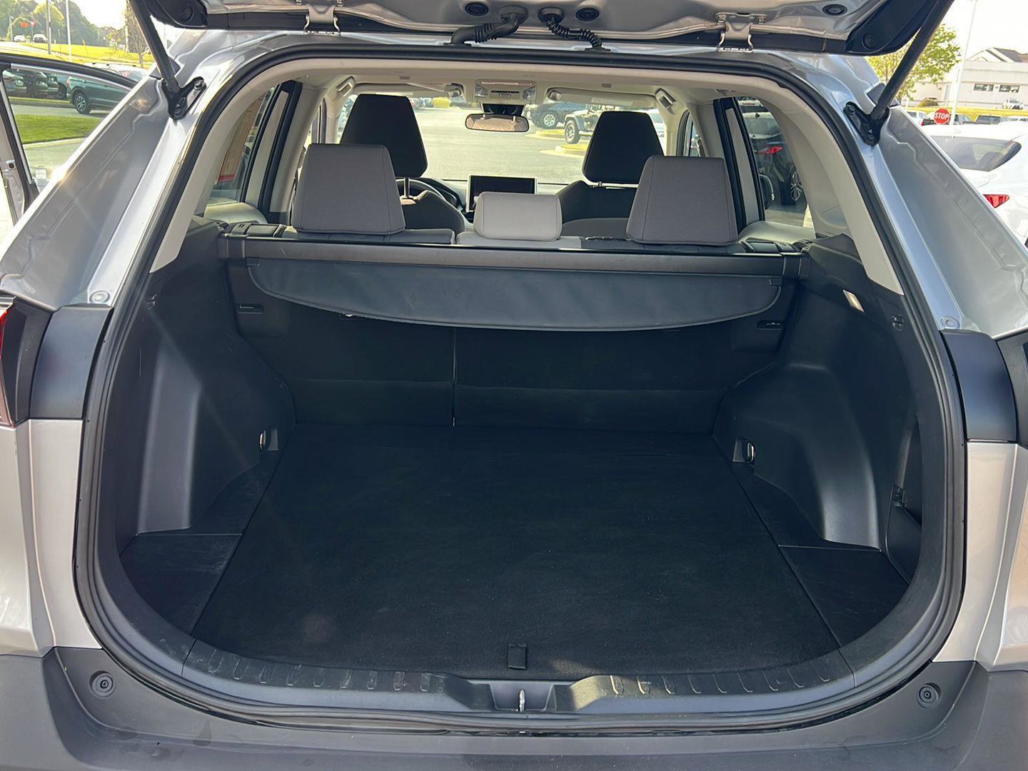 Certified 2023 Toyota RAV4 XLE image 32