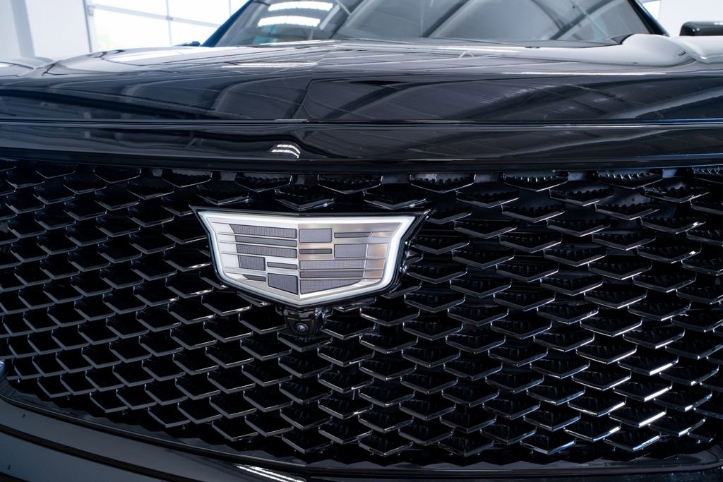 Used 2026 Cadillac Escalade ESV Platinum Sport w/ LPO, ONYX Package image 21