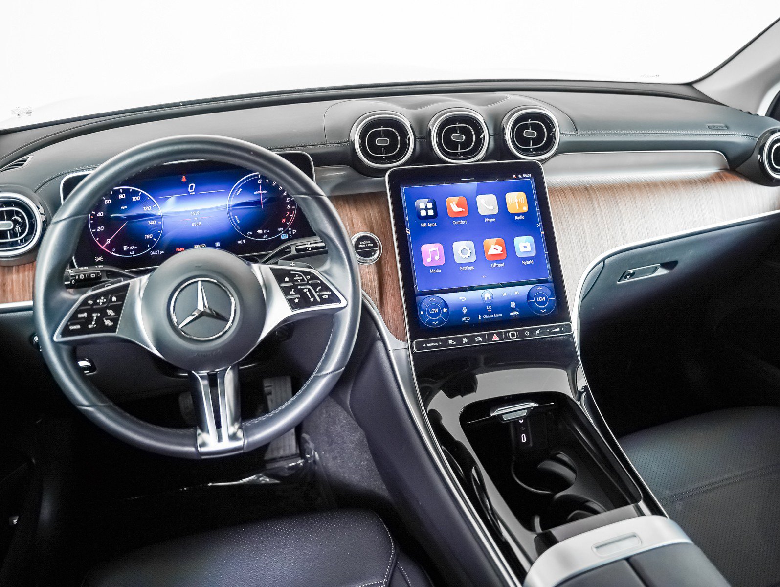Certified 2025 Mercedes-Benz GLC 350e 4MATIC image 17